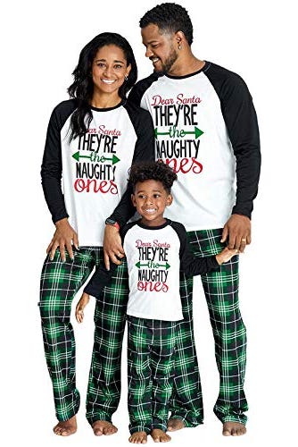 Aiboria Christmas Pajamas Matching Family Pj Set for Men Women Xmas Snowflake Sleepwear Longuewear